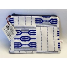 Kék-fehér kente mintás kis méretű neszezser