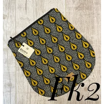 Cserélhető fedél fekete hátitáskához fekete/sárga cseppmintás afrikai anyagból