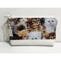 Cuki cicás közepes méretű neszeszer fehér textilbőrrel