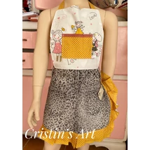 Egyedi gyerek  kötény angyalkával, okker pöttyös fodorral, vagány szürke-fekete leopárd mintás farmerral Egyedi gyerek  kötény angyalkával, okker pöttyös fodorral, vagány szürke-fekete leopárd mintás farmerral