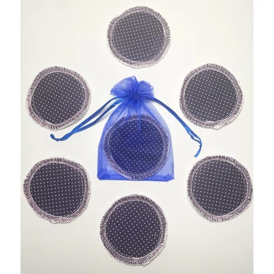 Sötétkék tűpöttyös arctisztító korongok tüll tasakban