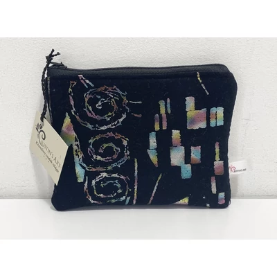 Fekete kis méretű tükörbársony neszeszer színjátszós fényes nyomattal