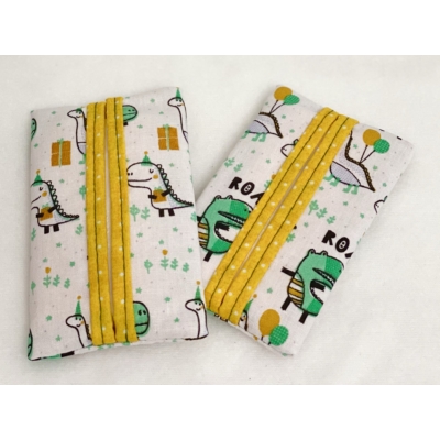 Mintás textil papír zsebkendő tartó szülinapos dínók
